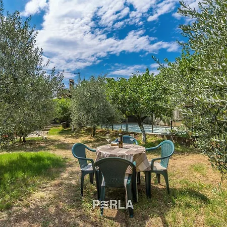 Apartment Sophie With Garden Near And Beautiful *